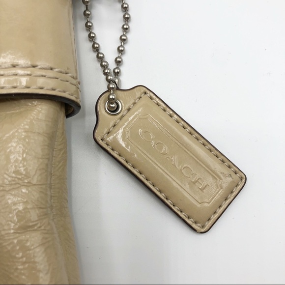 Coach Legacy Leather Clutch Bag F13454 Beige with Pink Lining & Chain Strap - Picture 2 of 7